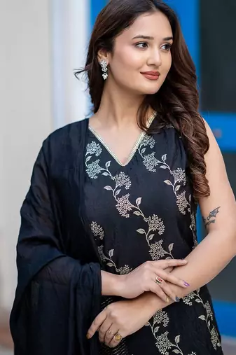Women Regular Pure Silk Kurta with Palazzos & With Dupatta