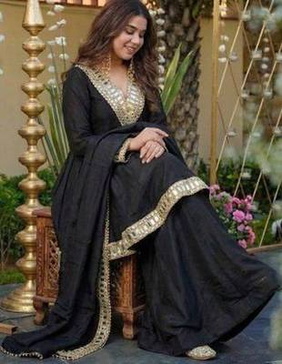 Women Empire Mirror Work Kurta with Sharara & With Dupatta 2