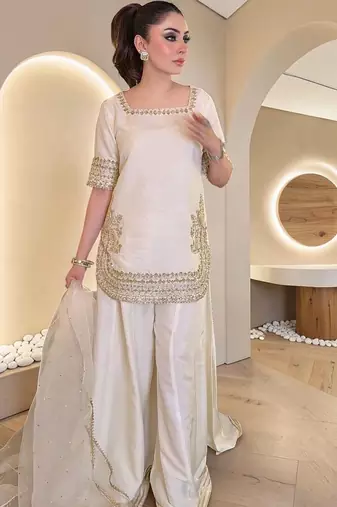 Women Ethnic Motifs Embroidered Regular Silk Chiffon Kurta with Sharara & With Dupatta