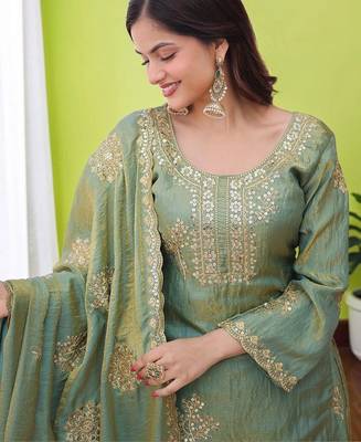 Women Ethnic Motifs Embroidered Regular Sequinned Kurta with Sharara & With Dupatta 3