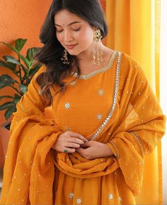 Women Ethnic Motifs Embroidered Empire Sequinned Kurta with Trousers & With Dupatta 7