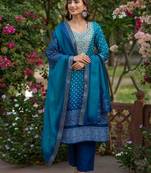 Women Ethnic Motifs Printed Regular Thread Work Kurta with Trousers & With Dupatta