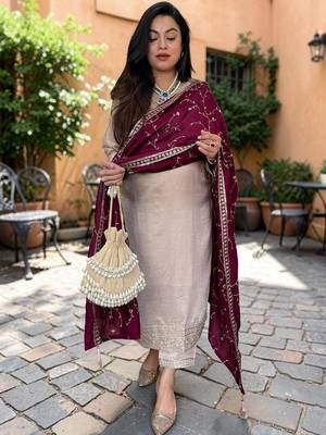 Women Yoke Design Regular Sequinned Kurta with Trousers & With Dupatta 1