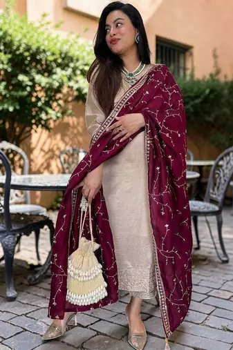 Women Yoke Design Regular Sequinned Kurta with Trousers & With Dupatta