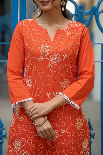 Women Ethnic Motifs Embroidered Regular Pure Cotton Kurta with Trousers & With Dupatta