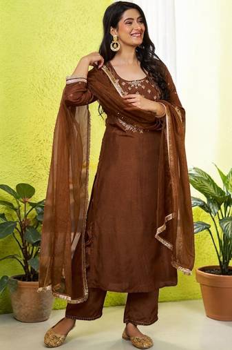 Women Ethnic Motifs Embroidered Regular Thread Work Kurta with Trousers & With Dupatta
