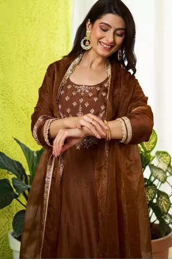 Women Ethnic Motifs Embroidered Regular Thread Work Kurta with Trousers & With Dupatta