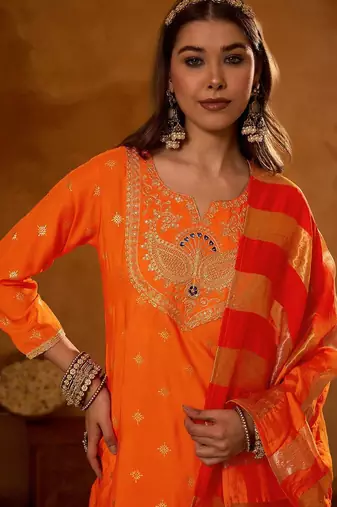 Women Ethnic Motifs Embroidered Regular Kurta with Patiala & With Dupatta