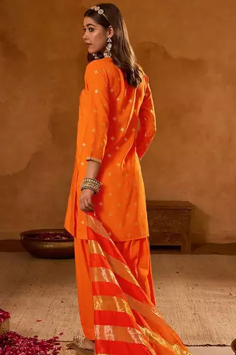 Women Ethnic Motifs Embroidered Regular Kurta with Patiala & With Dupatta