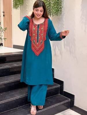 Women Ethnic Motifs Embroidered Regular Sequinned Silk Crepe Kurta with Palazzos 3