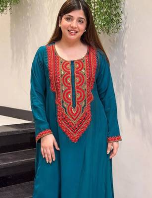 Women Ethnic Motifs Embroidered Regular Sequinned Silk Crepe Kurta with Palazzos 5