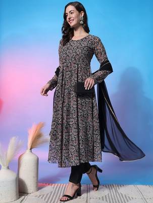 Paisley Empire Round Neck Full Sleeves Anarkali Kurta With Trousers & Dupatta 4