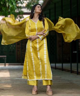 Women Dyed Regular Kurta with Palazzos & With Dupatta 1