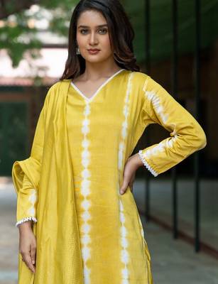 Women Dyed Regular Kurta with Palazzos & With Dupatta 2