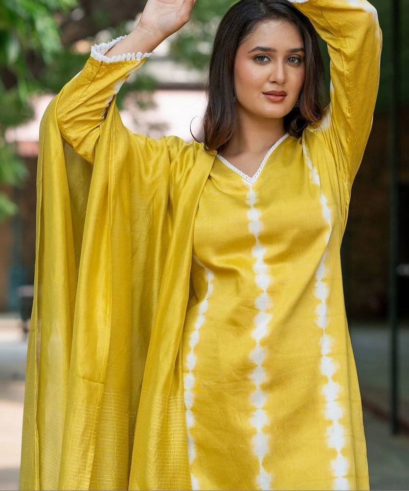 Women Dyed Regular Kurta with Palazzos & With Dupatta