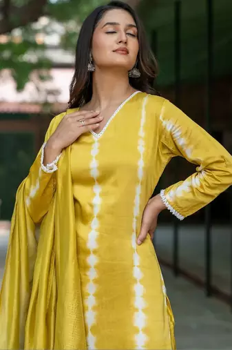 Women Dyed Regular Kurta with Palazzos & With Dupatta