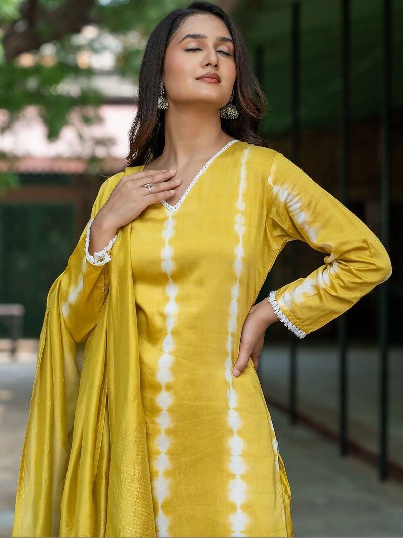Women Dyed Regular Kurta with Palazzos & With Dupatta