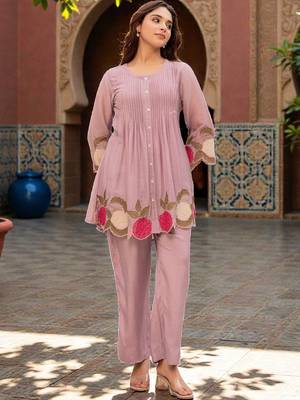 Women Floral Embroidered Pleated Thread Work Kurta with Trousers 5