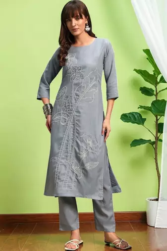 Women Floral Embroidered Regular Thread Work Pure Cotton Kurta with Trousers