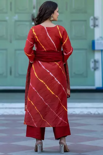 Women Leheriya Printed Regular Pure Silk Kurta with Trousers & With Dupatta