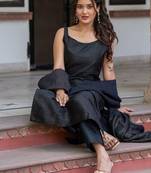 Women Ethnic Motifs Printed Regular Kurta with Trousers & With Dupatta