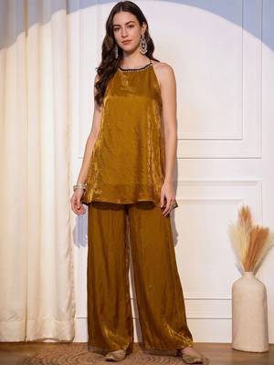 Women Regular Kurta with Palazzos 2