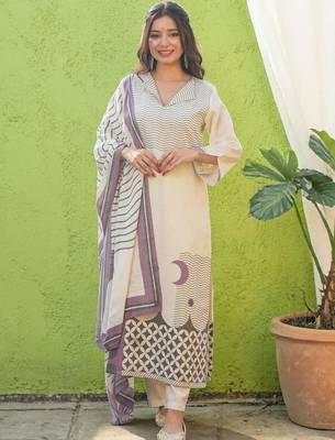 Women Ethnic Motifs Printed V-Neck Regular Kurta wWth Trousers & Dupatta 3