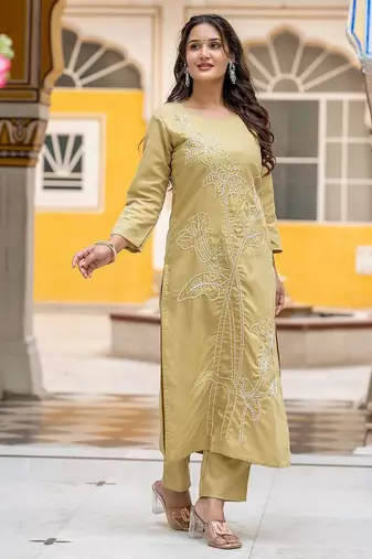 Women Floral Embroidered Regular Thread Work Pure Cotton Kurta with Trousers