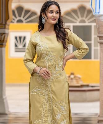 Women Floral Embroidered Regular Thread Work Pure Cotton Kurta with Trousers 6