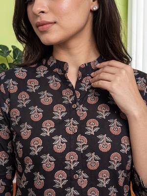Women Floral Printed Regular Pure Cotton Kurta with Palazzos 5