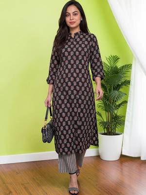 Women Floral Printed Regular Pure Cotton Kurta with Palazzos 6