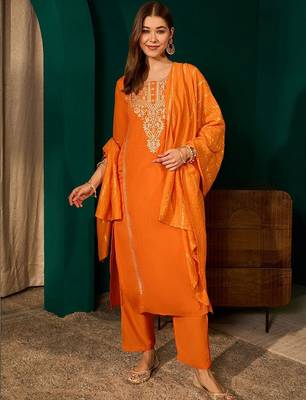 Women Embroidered Regular Thread Work Kurta with Trousers & With Dupatta 1