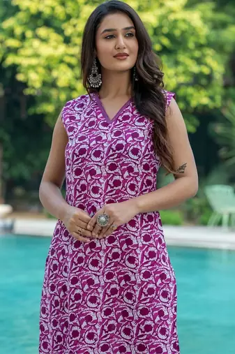 Women Ethnic Motifs Printed Regular Pure Cotton Kurta with Trousers