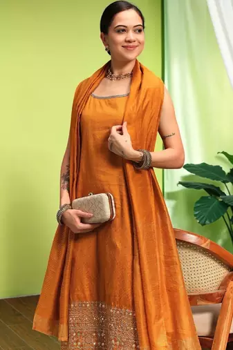 Women Ethnic Motifs Regular Mirror Work Kurta with Trousers & With Dupatta