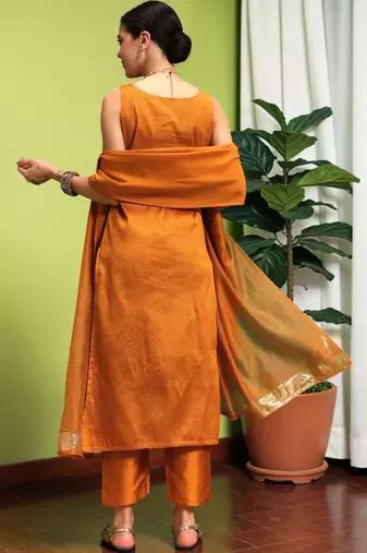 Women Ethnic Motifs Regular Mirror Work Kurta with Trousers & With Dupatta