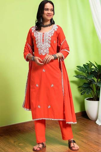 Women Ethnic Motifs Embroidered Regular Thread Work Pure Cotton Kurta with Trousers & With Dupatta