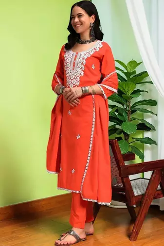 Women Ethnic Motifs Embroidered Regular Thread Work Pure Cotton Kurta with Trousers & With Dupatta