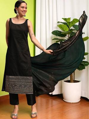Women Ethnic Motifs Printed Regular Kurta with Trousers & With Dupatta 1