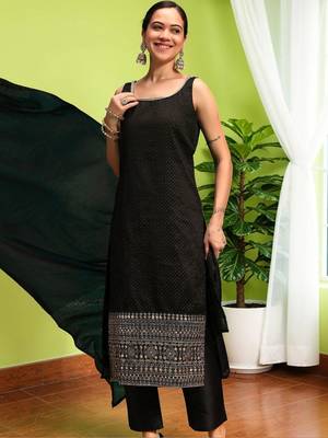 Women Ethnic Motifs Printed Regular Kurta with Trousers & With Dupatta 2