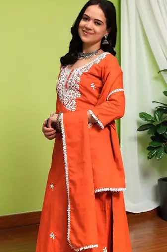 Women Ethnic Motifs Chikankari Pure Cotton Kurta with Trousers & With Dupatta