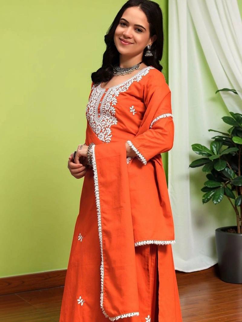 Women Ethnic Motifs Chikankari Pure Cotton Kurta with Trousers & With Dupatta