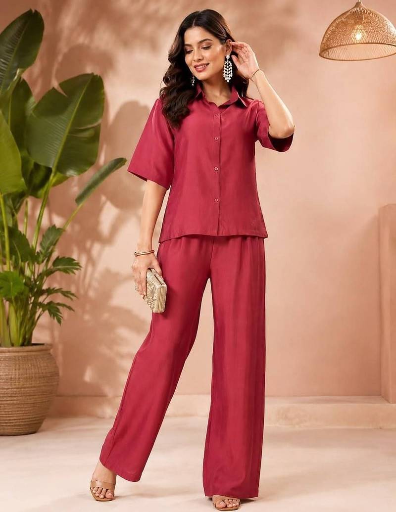Maroon solid collared two-piece co-ord set