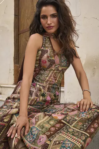 Olive viscose jacquard silk blend set with palazzo & choker dupatta