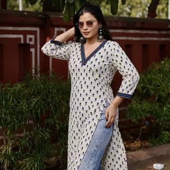 Rayon Printed Jaipuri Kurtas & Kurtis