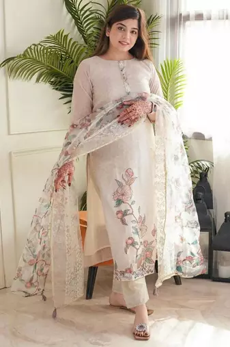 Off-white cotton poly embroidered kurta set