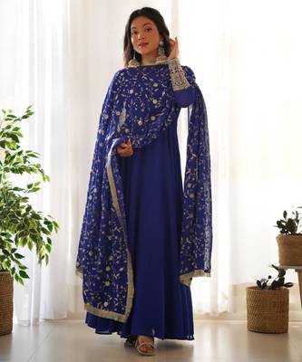 Dark-blue faux georgette embroidered flared gown set 3