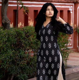 Rayon Printed Jaipuri Kurtas & Kurtis