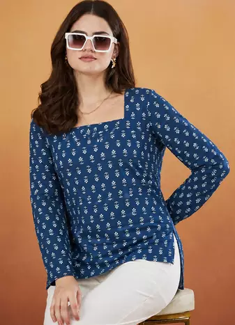 Women's rayon handprinted designer casual wear ethnic blue short kurti
