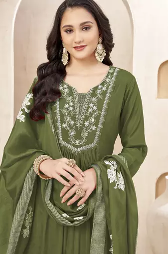 Chinon silk embroidery & sequins work anarkali kurta pant dupatta set for women 