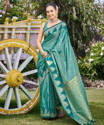 Women sea green silk blend banarasi jacquard woven saree with blouse 1